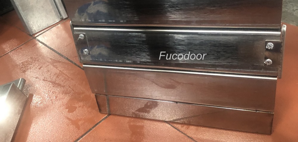 Cửa cuốn nhà công nghiệp, Cửa cuốn thép và INOX