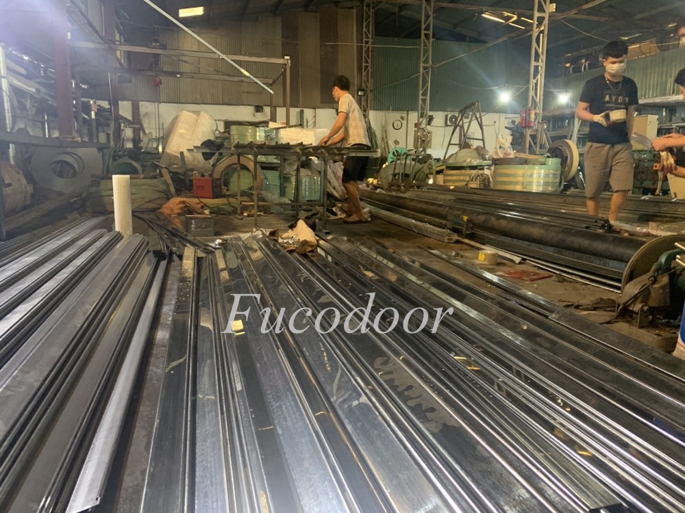 Cửa cuốn nhà công nghiệp tại Hưng Yên