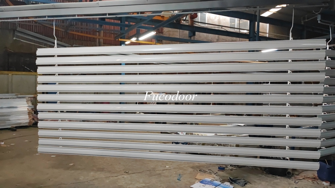 Cửa cuốn siêu trường sơn tĩnh điện dầy 1.1ly