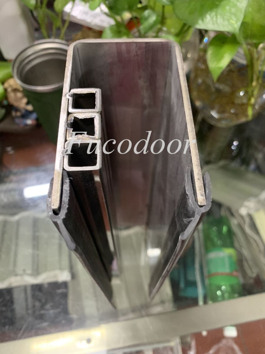 Cửa cuốn siêu trường inox, cửa cuốn chống bão