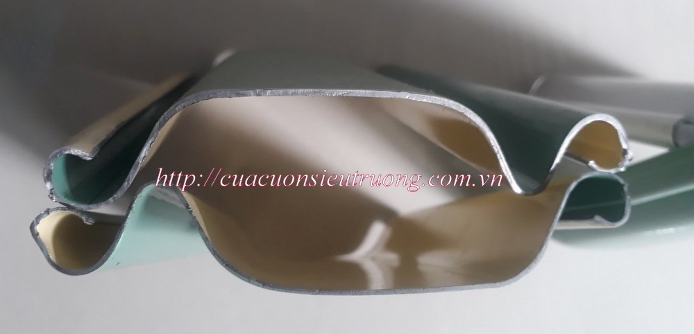 Cửa cuốn siêu trường thép mạ màu dầy 1.3ly