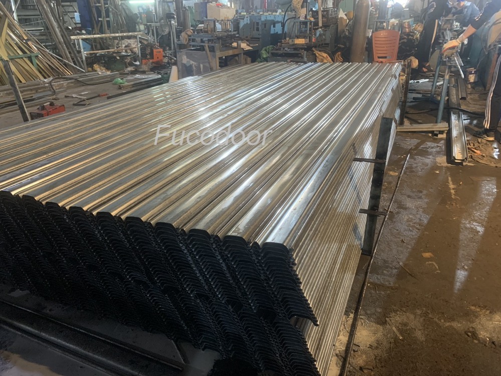 giá cửa cuốn nhà xưởng, Cửa cuốn siêu trường,  Siêu Trường tại Quảng Ninh