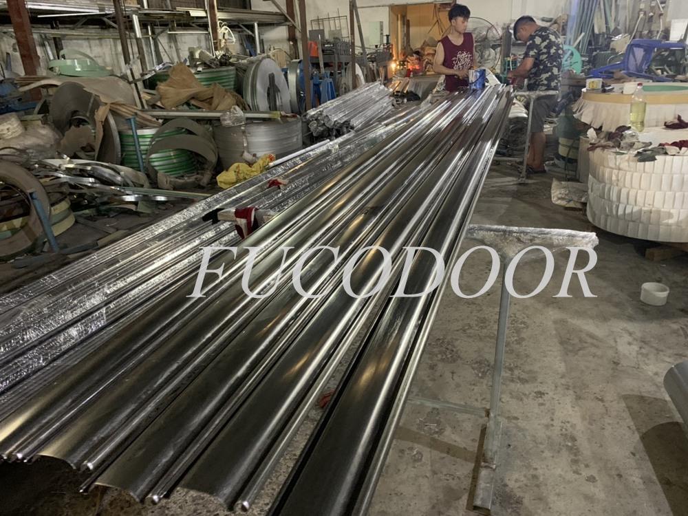 Báo giá cửa cuốn nhà xưởng, Cửa cuốn siêu trường  tại Hà Tĩnh, Cửa cuốn Siêu Trường INOX dầy 1.2ly,  Báo giá cửa cuốn Siêu Trường 2024