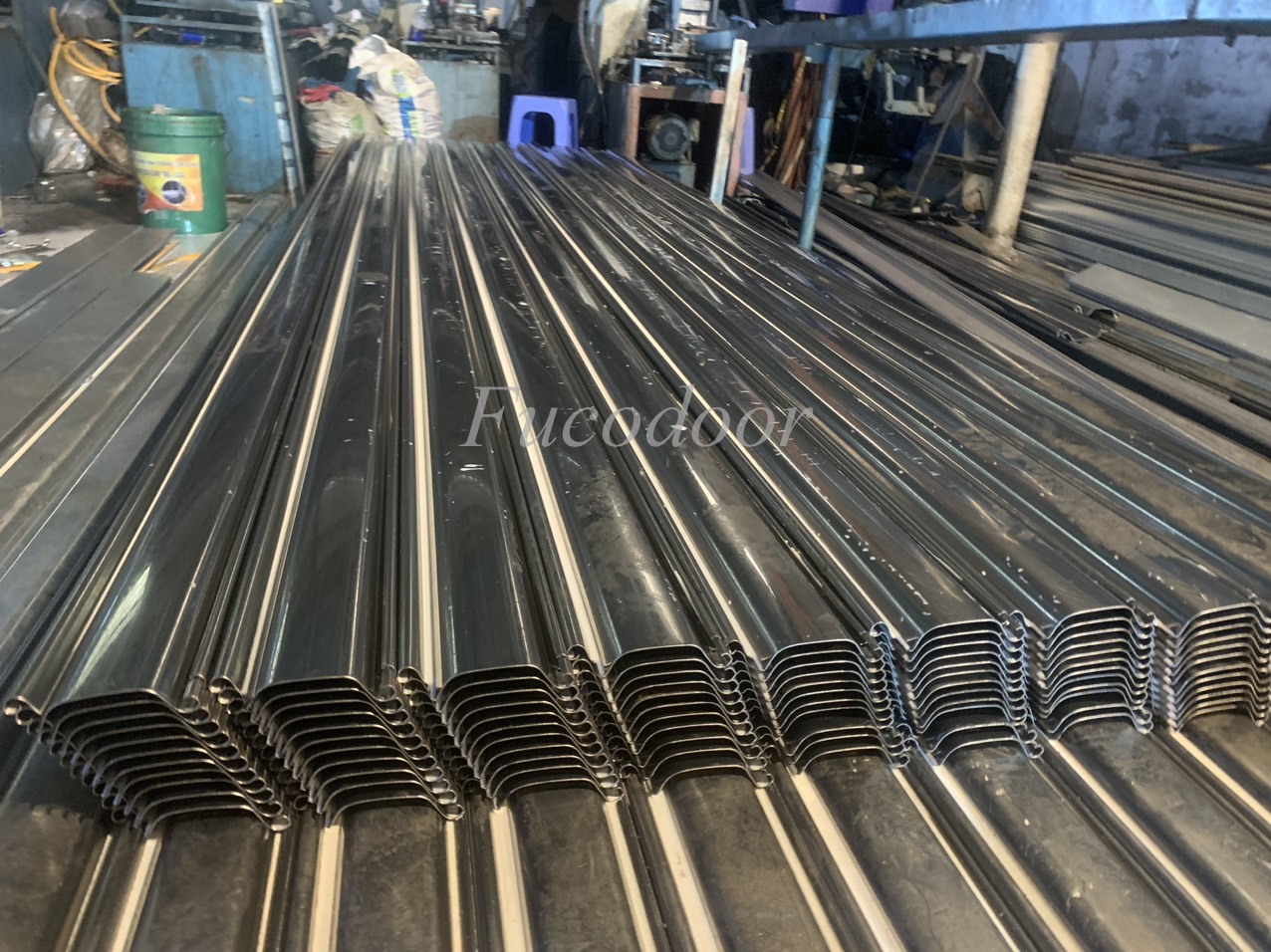 Cửa cuốn siêu trường, cửa cuốn nhà xưởng