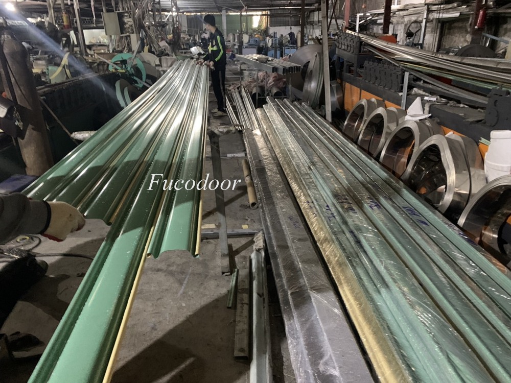 Cửa cuốn siêu trường thép mạ màu dầy 0.9ly