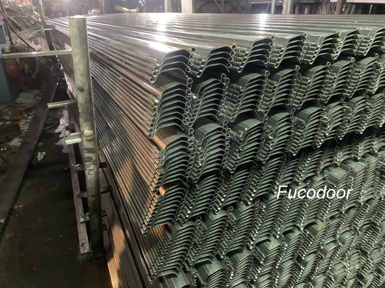 Cửa cuốn siêu trường nhà xưởng, Cửa cuốn nhà công nghiệp tại Hưng Yên