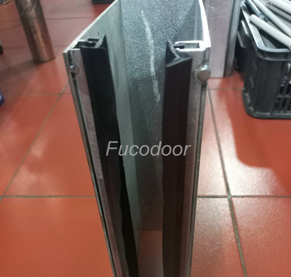 Cửa cuốn siêu trường sơn tĩnh điện dầy 1.8ly, zoong ngăn khói