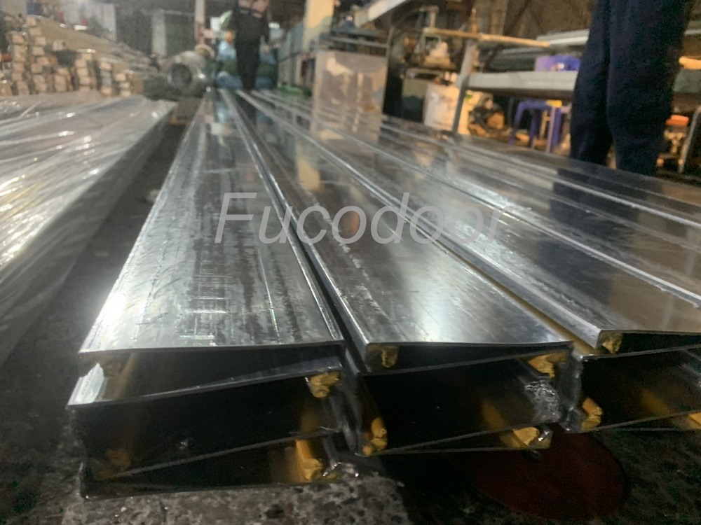 Cửa cuốn siêu trường ST100 tại Quảng Ninh