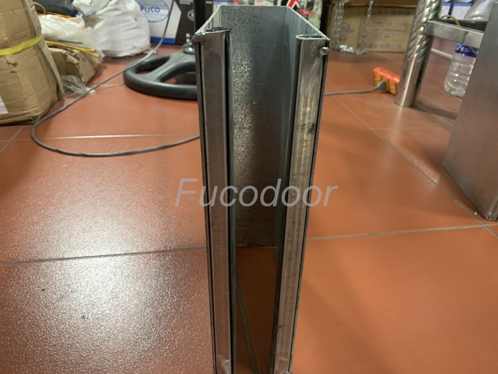 Cửa cuốn song ngang sơn tĩnh điện ống tròn phi 19 dầy 1.1ly, và ray 200mm