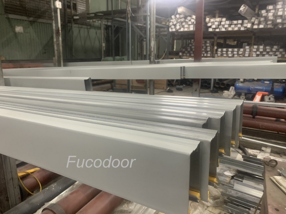 Cửa cuốn siêu trường, cửa cuốn nhà xưởng, Cửa cuốn siêu trường thép mạ màu, Cửa cuốn siêu trường sơn tĩnh điện, Cửa cuốn siêu trường inox, cửa cuốn siêu trường