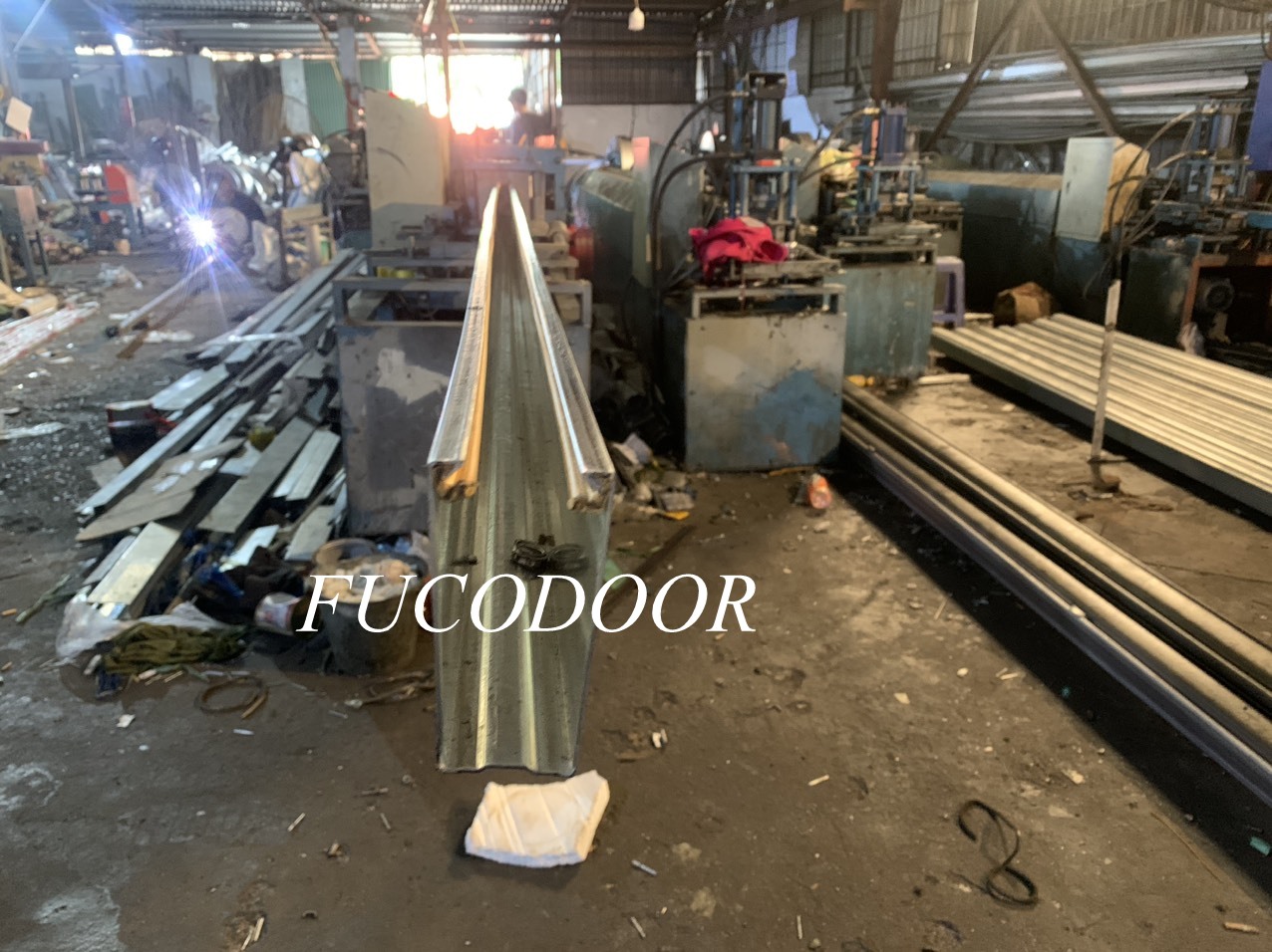 Cửa cuốn siêu trường, cửa cuốn nhà xưởng inox 304