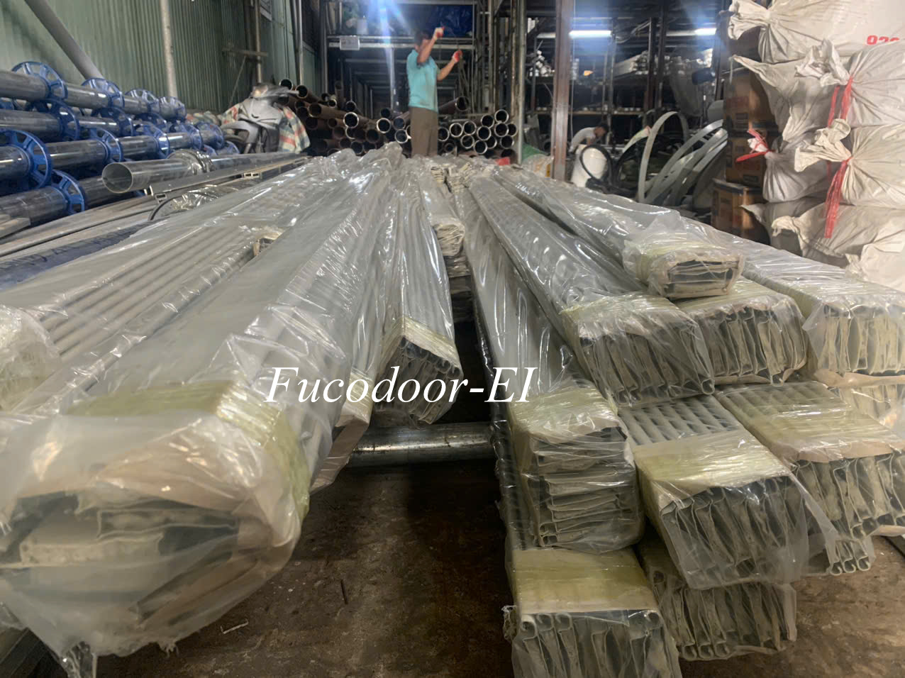 Giá cửa cuốn, ngăn cháy, chống cháy EI tại Bình Dương, chống cháy cách nhiệt EI15, cửa cuốn ngăn cháy  EI30, cửa cuốn ngăn cháy, chống cháy cách nhiệt EI45, cửa cuốn ngăn cháy, chống cháy cách nhiệt EI60, cửa cuốn ngăn cháy EI70