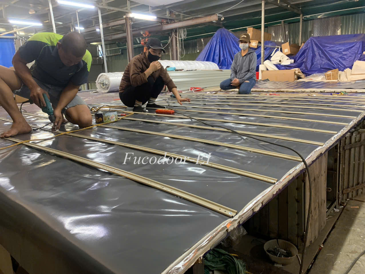 Giá cửa cuốn, ngăn cháy, chống cháy EI tại Thủ Đức, Hồ Chí Minh, Cửa cuốn chống cháy EI là loại cửa cuốn có thể đảm bảo được tiêu chí chống cháy theo yêu cầu mới nhất về PCCC