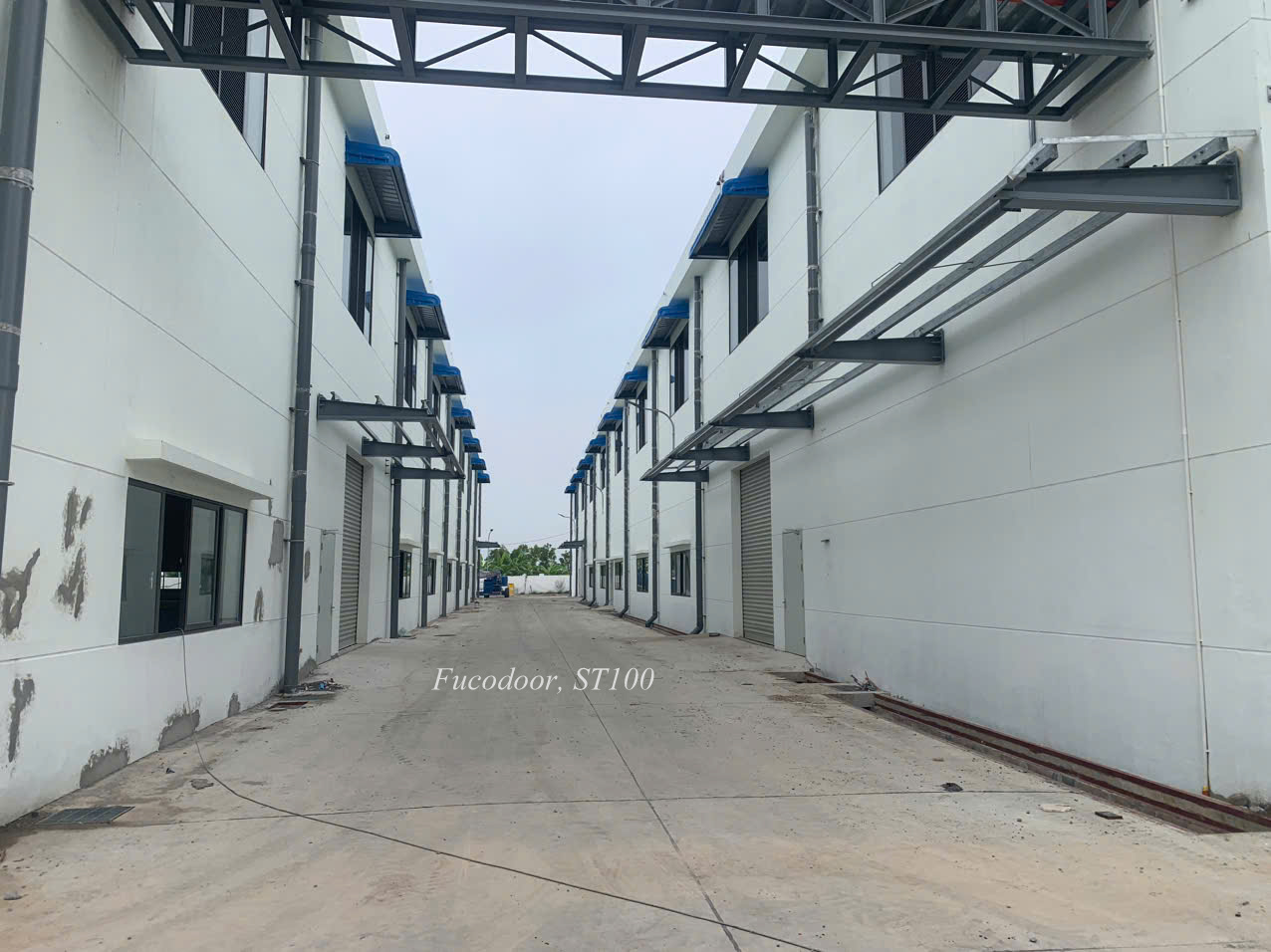 Cửa cuốn siêu trường ST100 tại Thái Bình