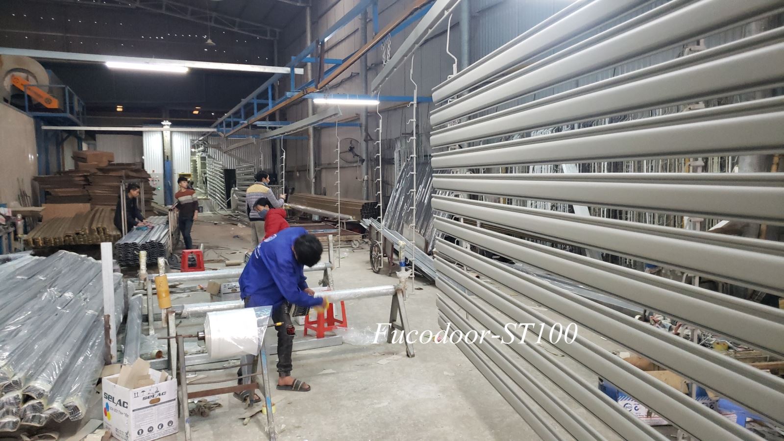 Cửa cuốn siêu trường ST100 tại Bắc Giang