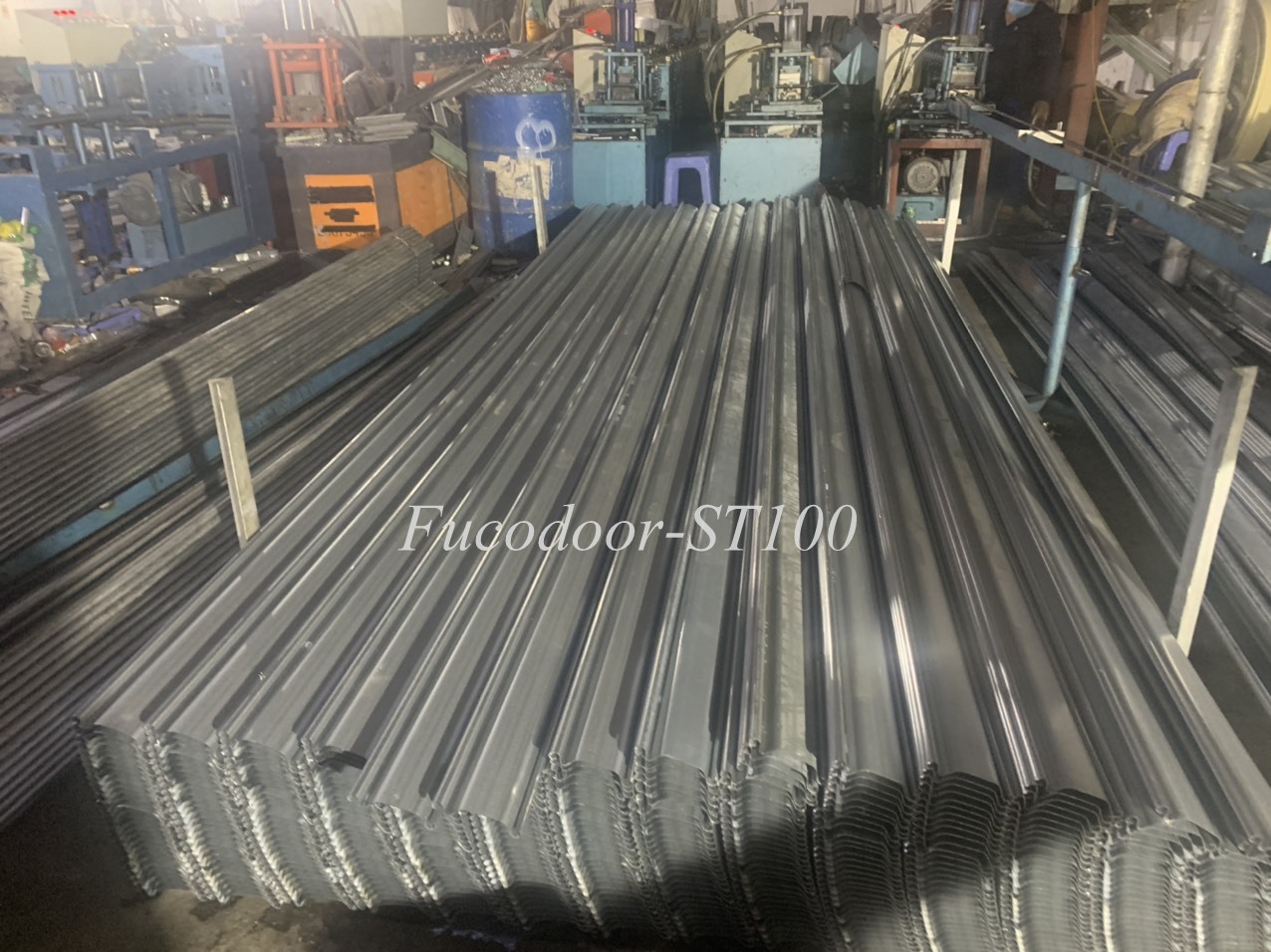 Cửa cuốn siêu trường nhà xưởng tại Bình Định
