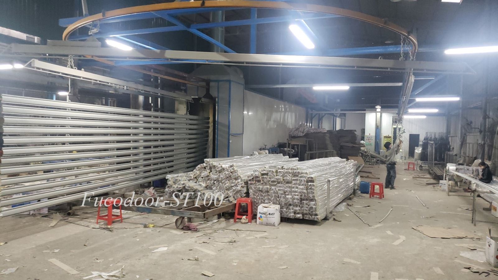Cửa cuốn siêu trường tại Quảng Trị