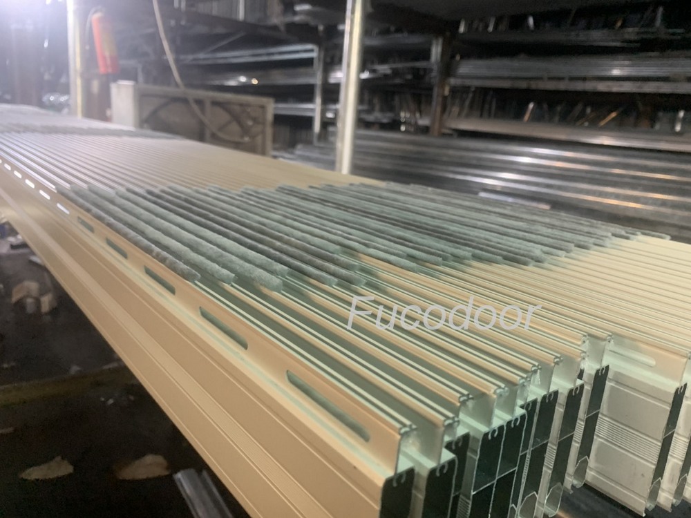 Cửa cuốn nhôm khe thoáng motor tại Thanh Hóa