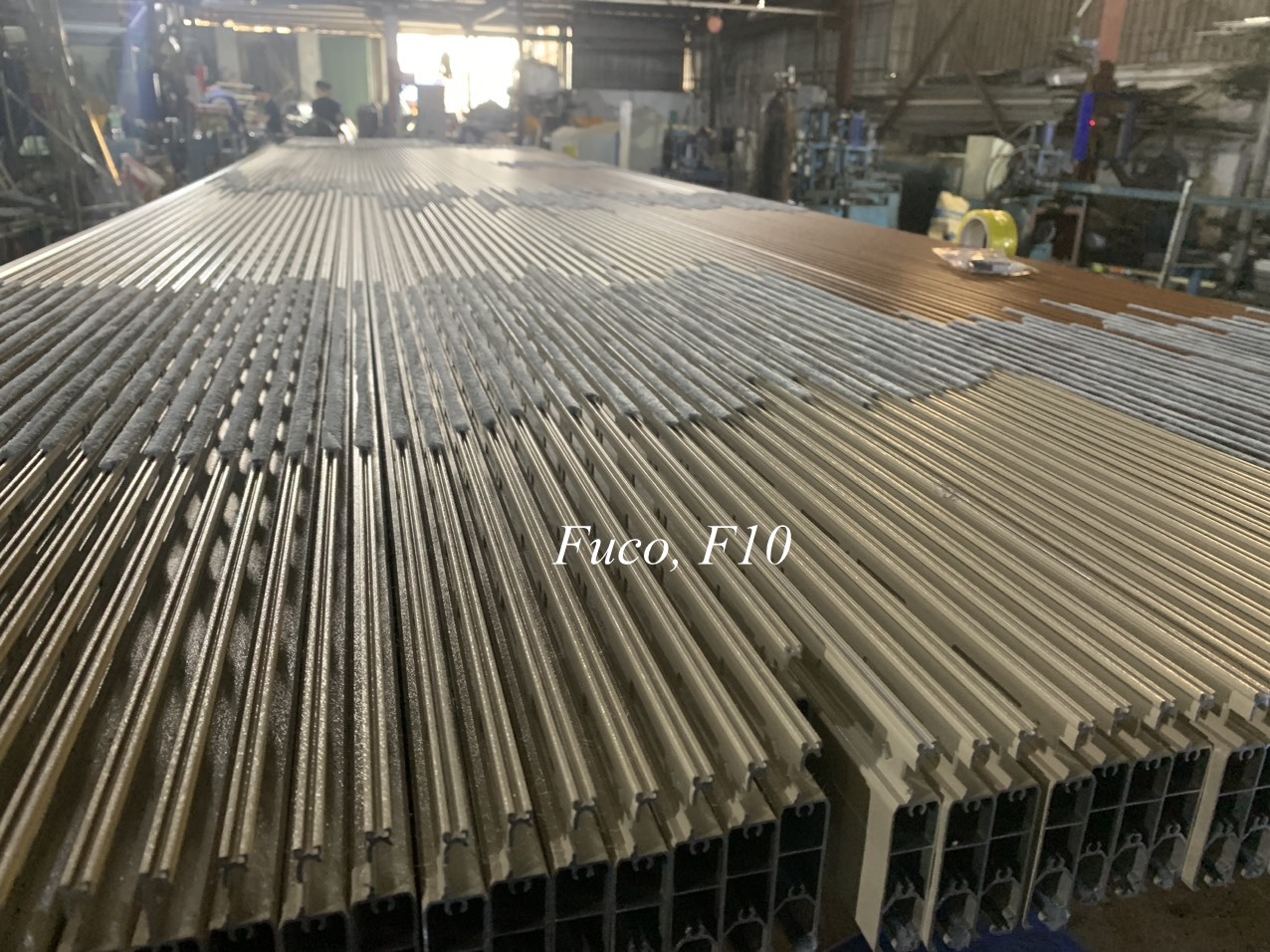 Cửa cuốn khe thoáng Fuco, cửa cuốn khe thoáng giá rẻ
