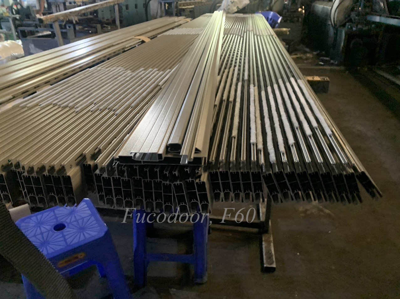 Cửa cuốn khe thoáng Fuco, cửa cuốn khe thoáng giá rẻ