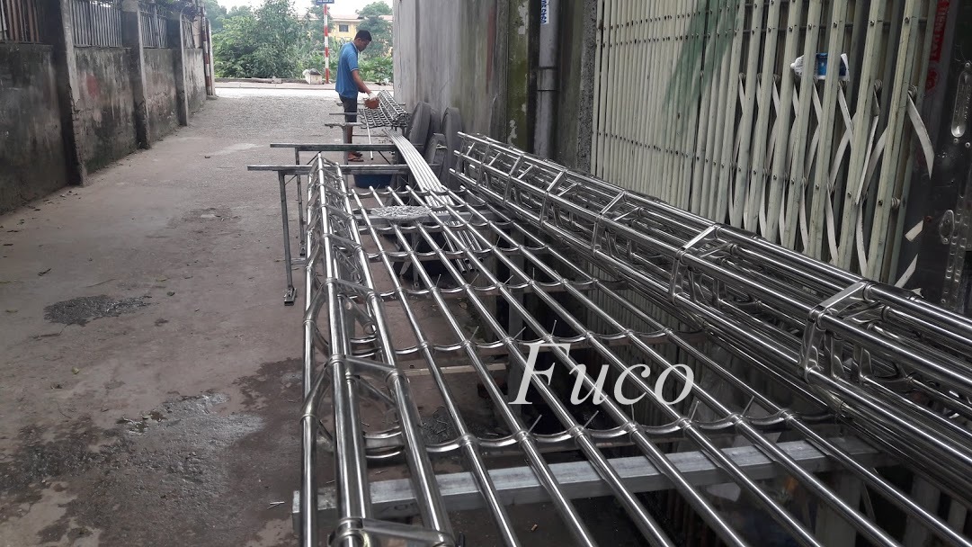 Cửa cuốn song ngang ống tròn 19 và phi 21, INOX 201 và INOX 304