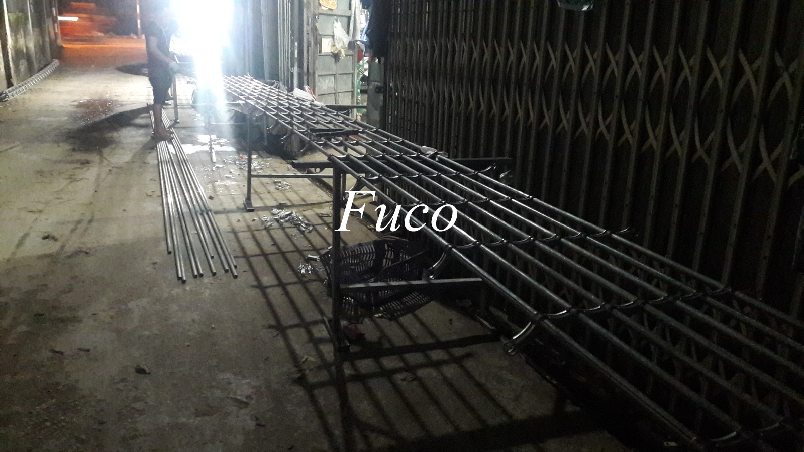 Cửa cuốn song ngang ống tròn 19 và phi 21 sơn tĩnh điện