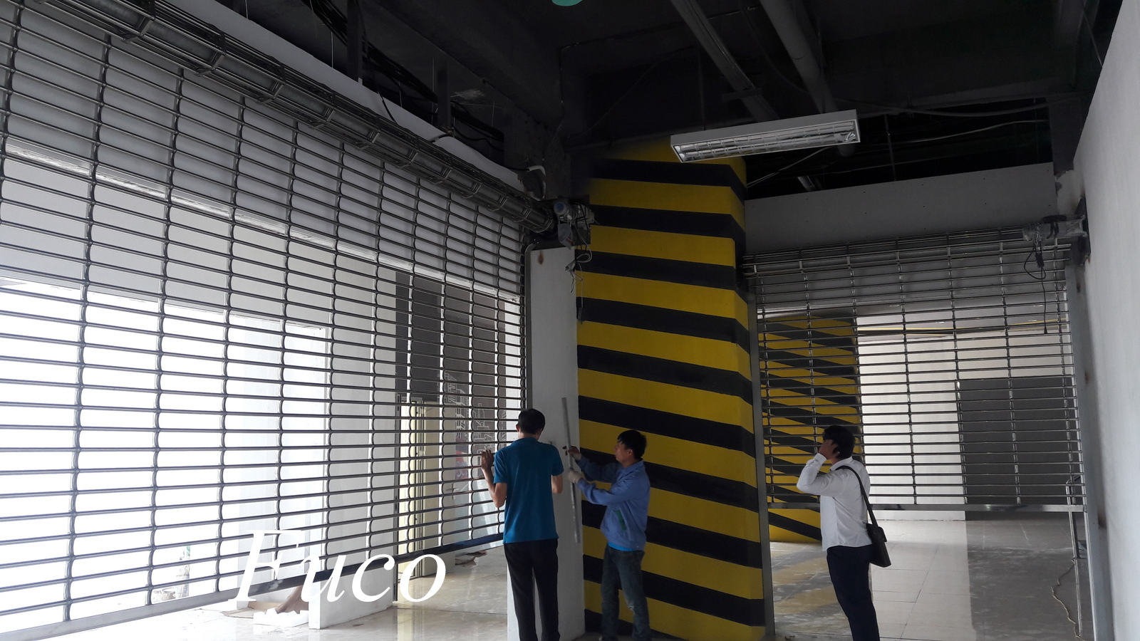 Cửa cuốn song ngang ống tròn 19 và phi 21, INOX 201 và INOX 304