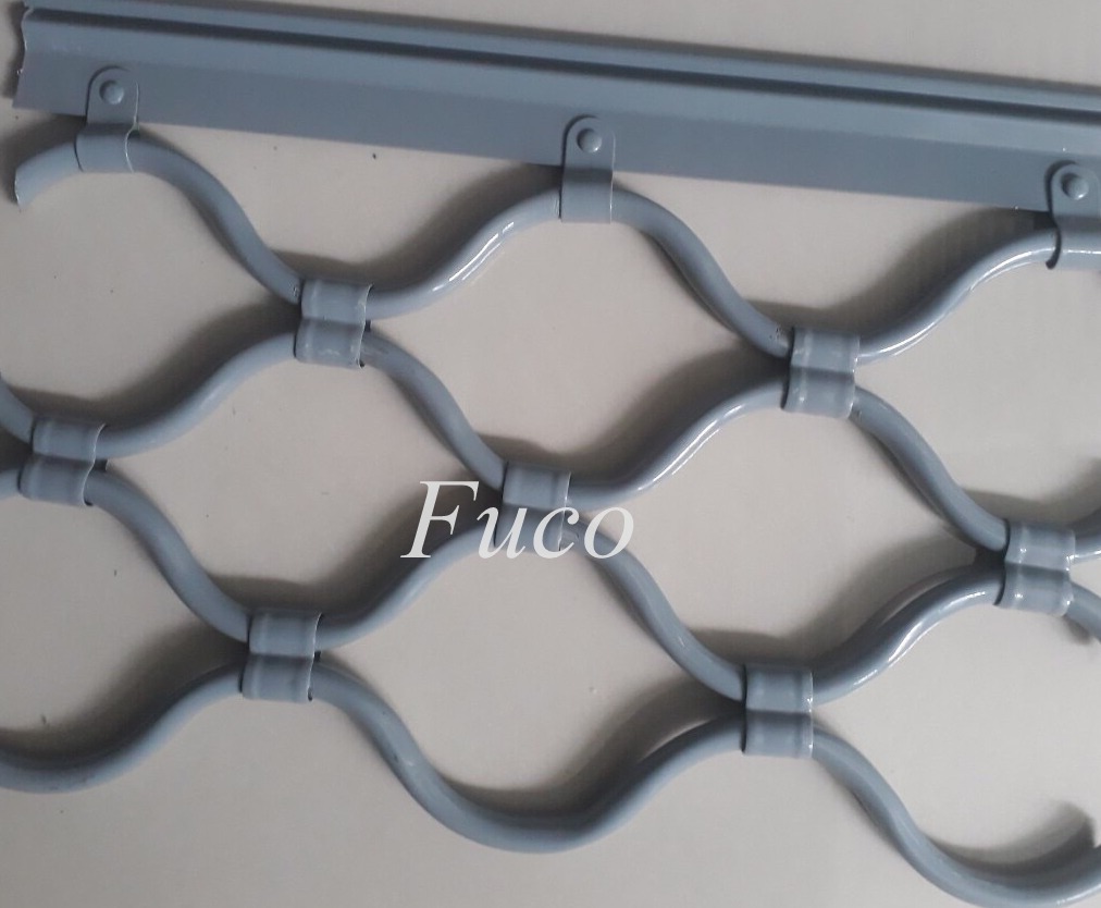 Cửa cuốn mắt võng sơn tĩnh điện và INOX 304