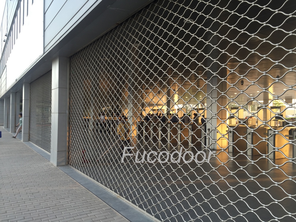 Rolling doors with hammock and mesh eyes