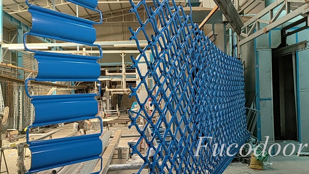 Báo giá cửa cuốn lưới mắc võng, mắt cáo rẻ đẹp, Cung cấp cửa cuốn mắt võng, cửa cuốn dạng lưới bảo vệ bằng thép