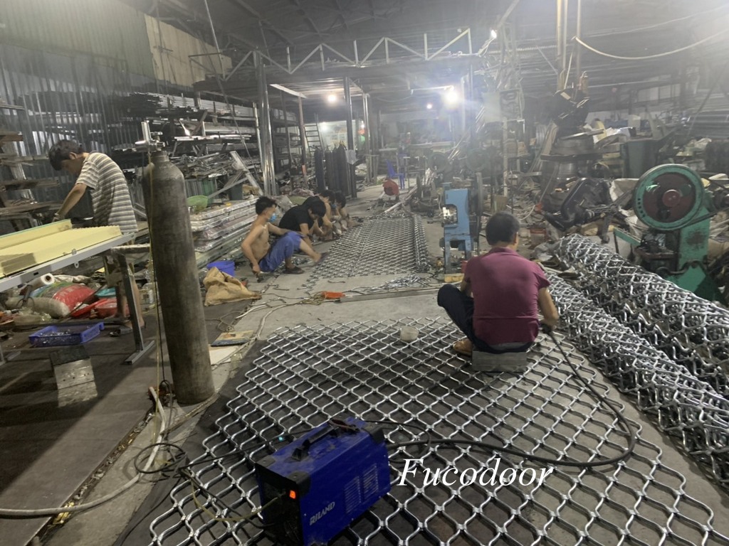 Bảng Báo Giá Cửa Cuốn Mắc Võng, Mắt Võng, Mắt Cáo, Báo giá cửa cuốn lưới, báo giá cửa cuốn mắt võng, Cửa cuốn mắt lưới, mắt võng tại Hà Nội, Sản phẩm cửa cuốn lưới,
