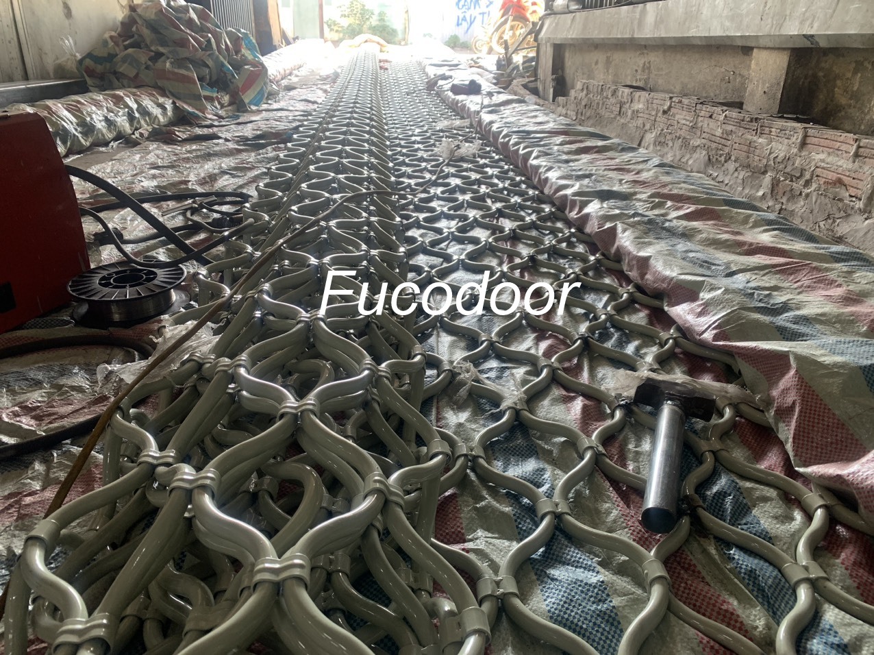  Cửa cuốn Mắt Võng, Mắt Lưới, Mắt Cáo 