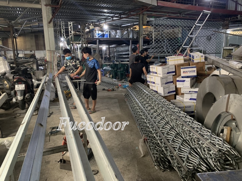 Cửa cuốn Mắt Võng tại Hưng Yên