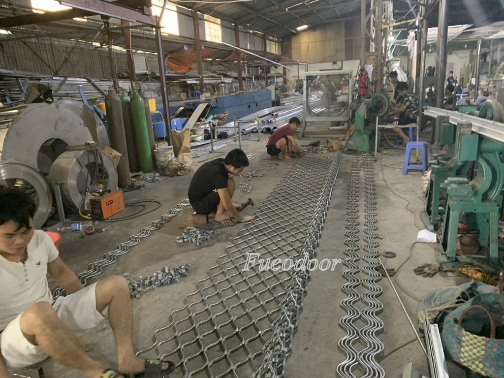Cửa cuốn Mắt Võng tại Phú Thọ