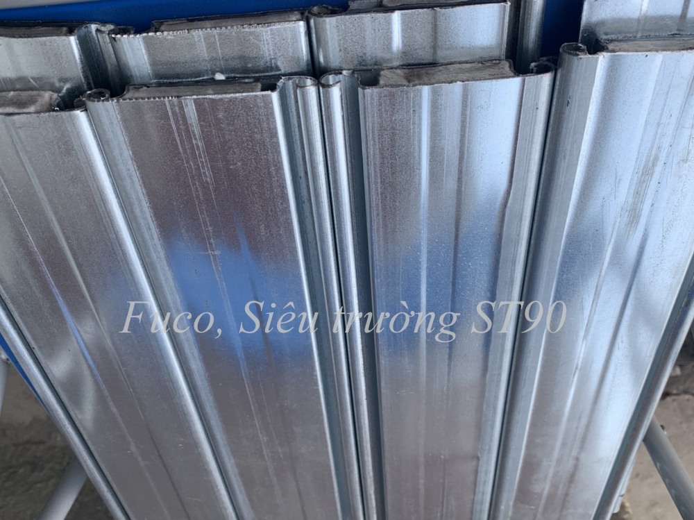 Cửa cuốn thép Siêu trường ST90, bông gốm năm 2021