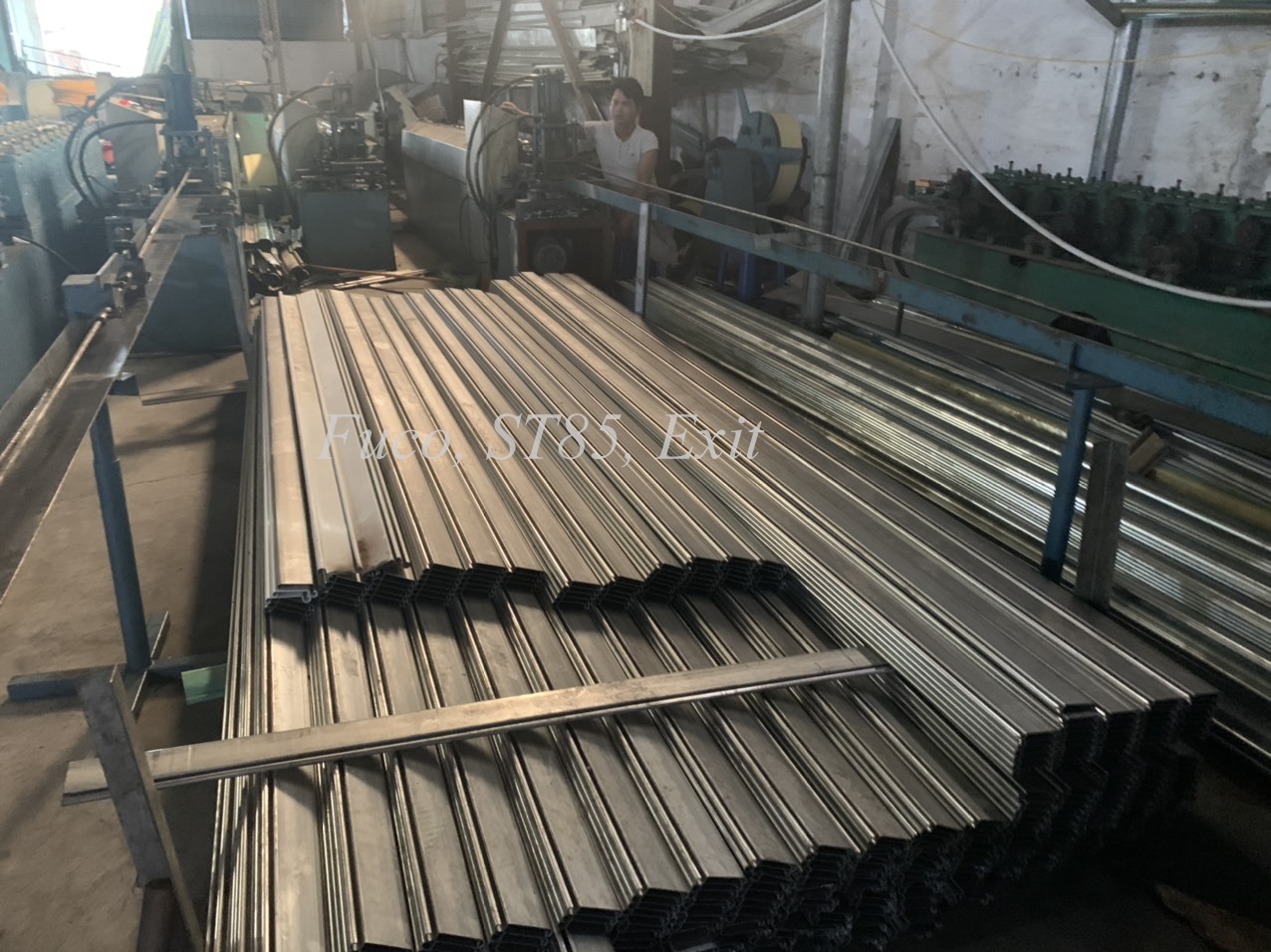 Cửa cuốn siêu trường bản phẳng