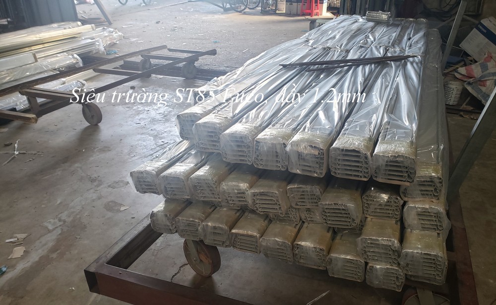 Cửa cuốn siêu trường nhà xưởng tại Hà Tĩnh