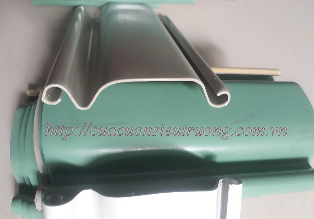 Cửa Cuốn Công Nghiệp Lá 1.2 Ly