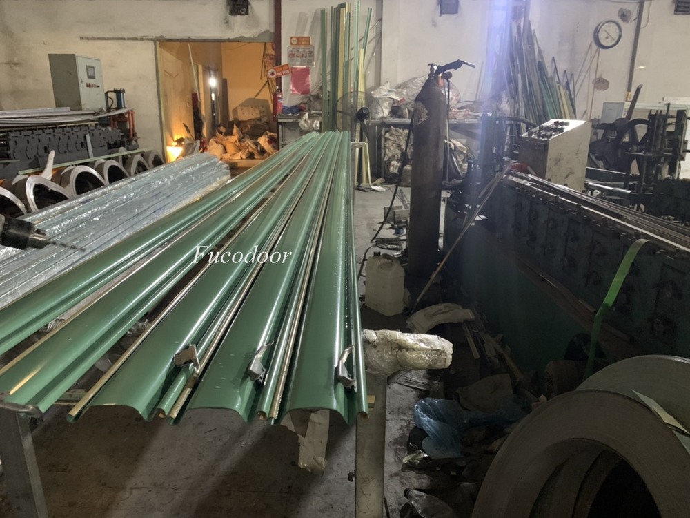 Cửa cuốn siêu trường thép mạ màu 