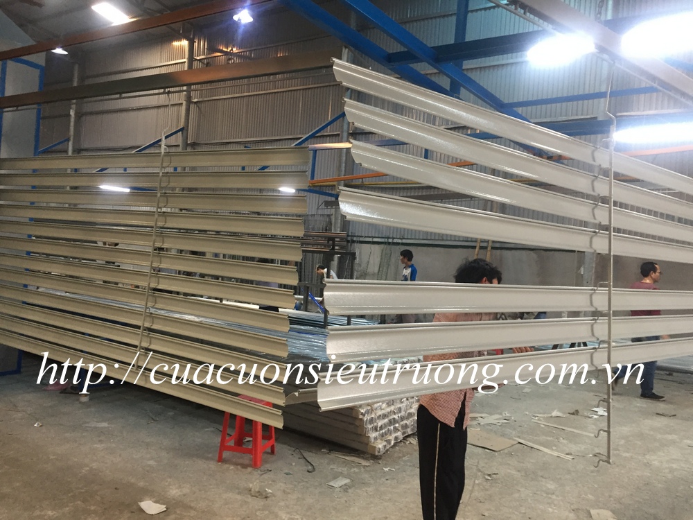 cửa cuốn siêu trường