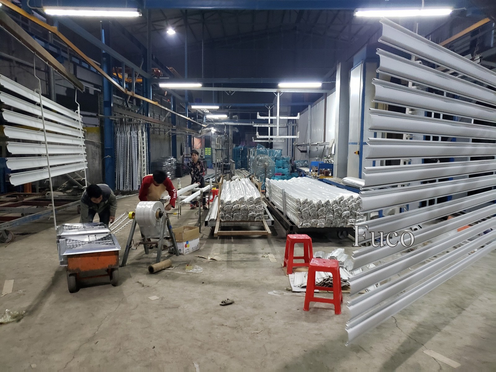 Cửa cuốn siêu trường ST100