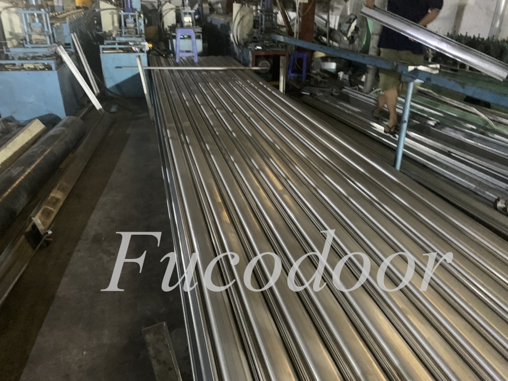 cửa cuốn siêu trường tại Đà Nẵng