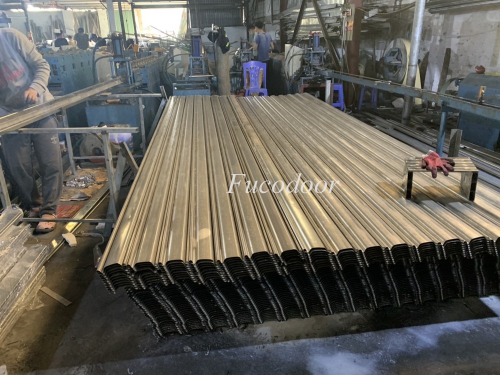 Báo giá cửa cuốn siêu trường