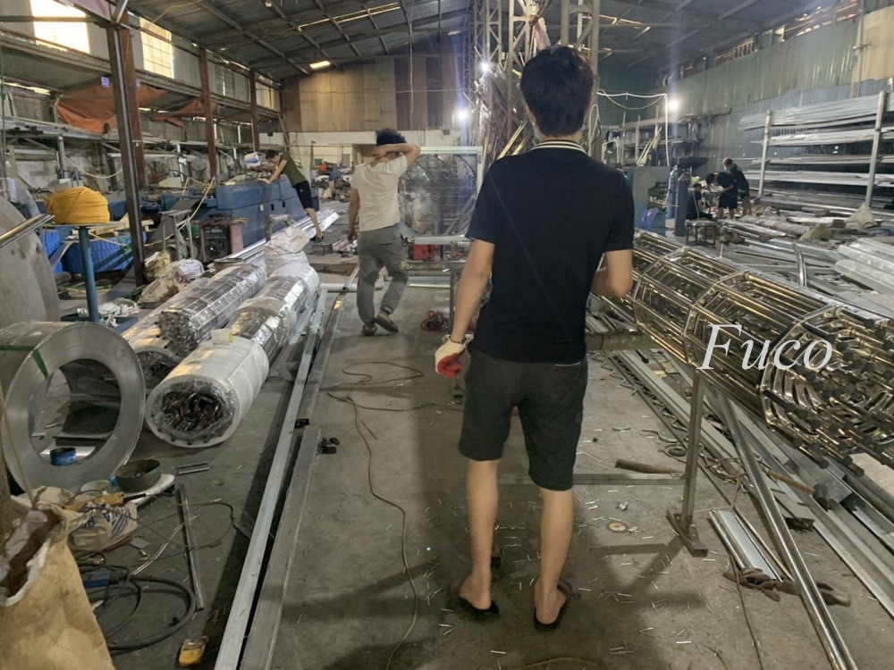 Cửa cuốn Song ngang Inox