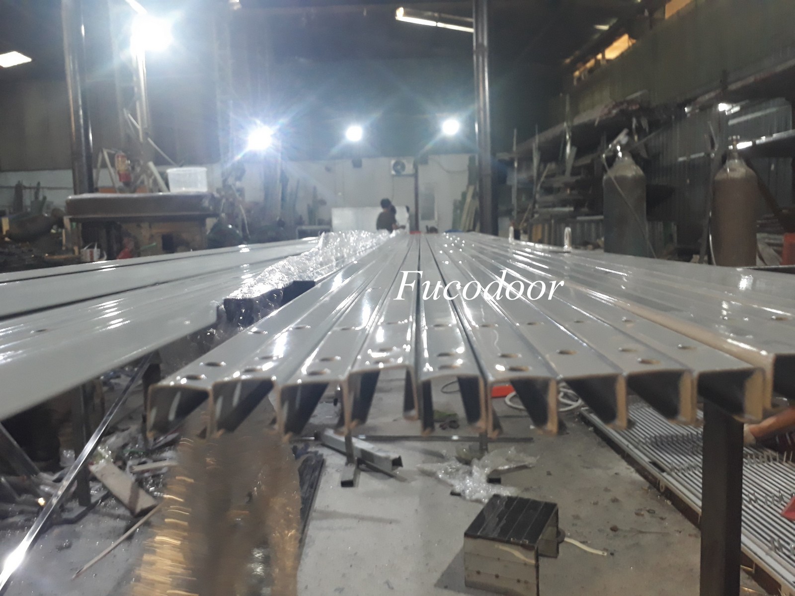 cửa xếp kẽm