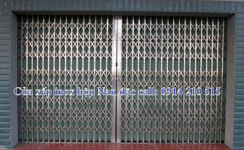 Cửa xếp INOX hộp 20x20 INOX