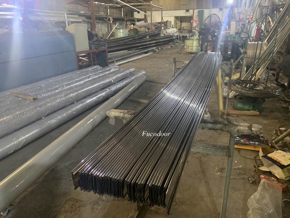 Cửa xếp INOX Hộp 304