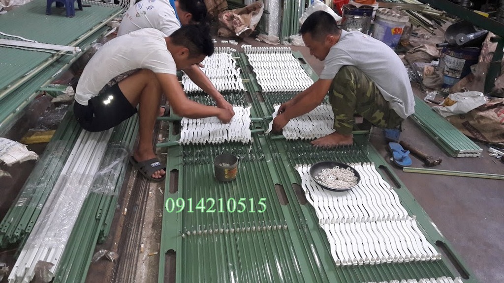 Làm cửa xếp u đúc  fuco