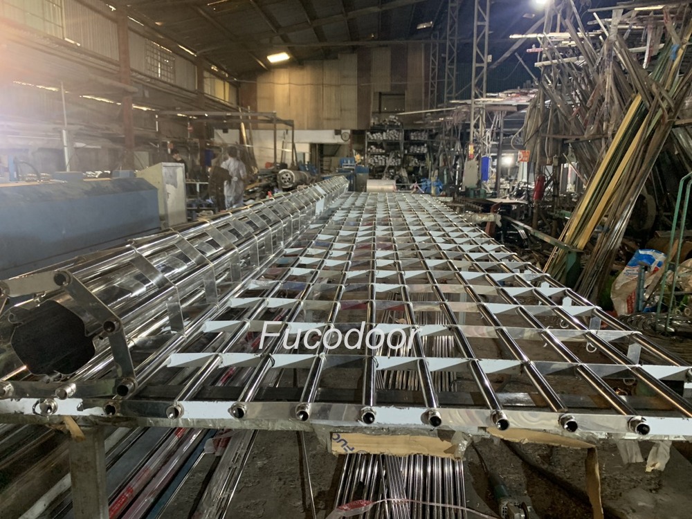 Price of horizontal mesh rolling doors in 2023, Price quote for high-quality horizontal mesh rolling doors