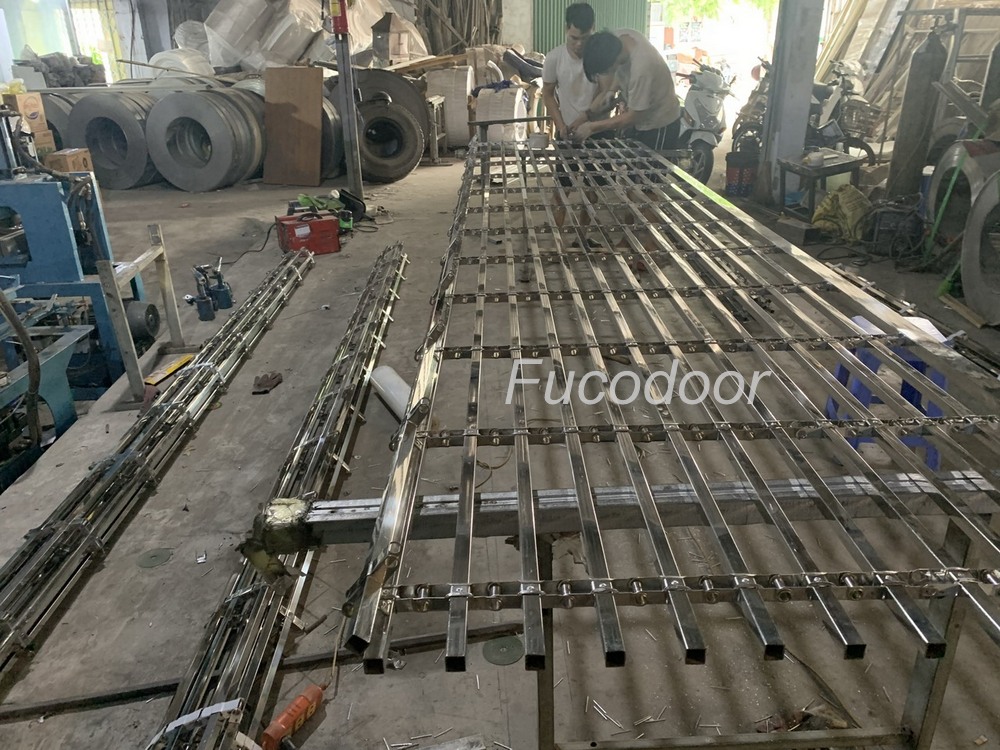 cửa cuốn khớp thoáng 20x20, cửa cuốn khớp thoángTẠI QUẢNG NINH